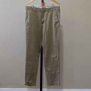 Banana Republic Chinos 34x32